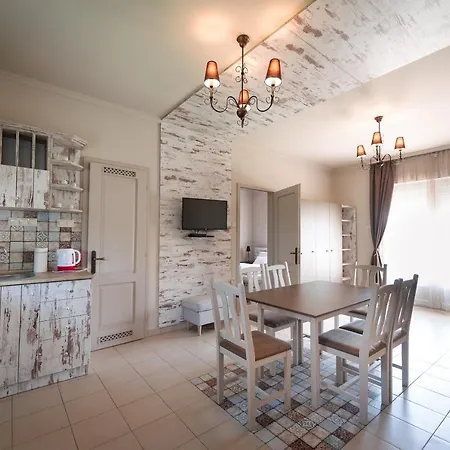 Aranyszarvas Panzio, Etterem Es Grillterasz Lejlighed Szarvas