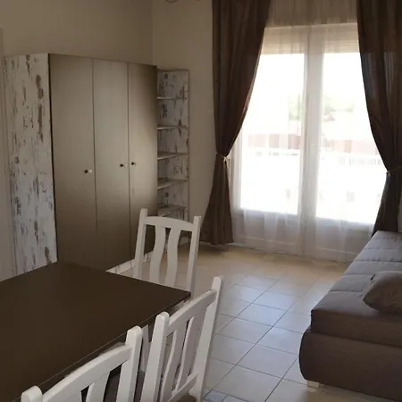 Aranyszarvas Panzio, Etterem Es Grillterasz Lejlighed *